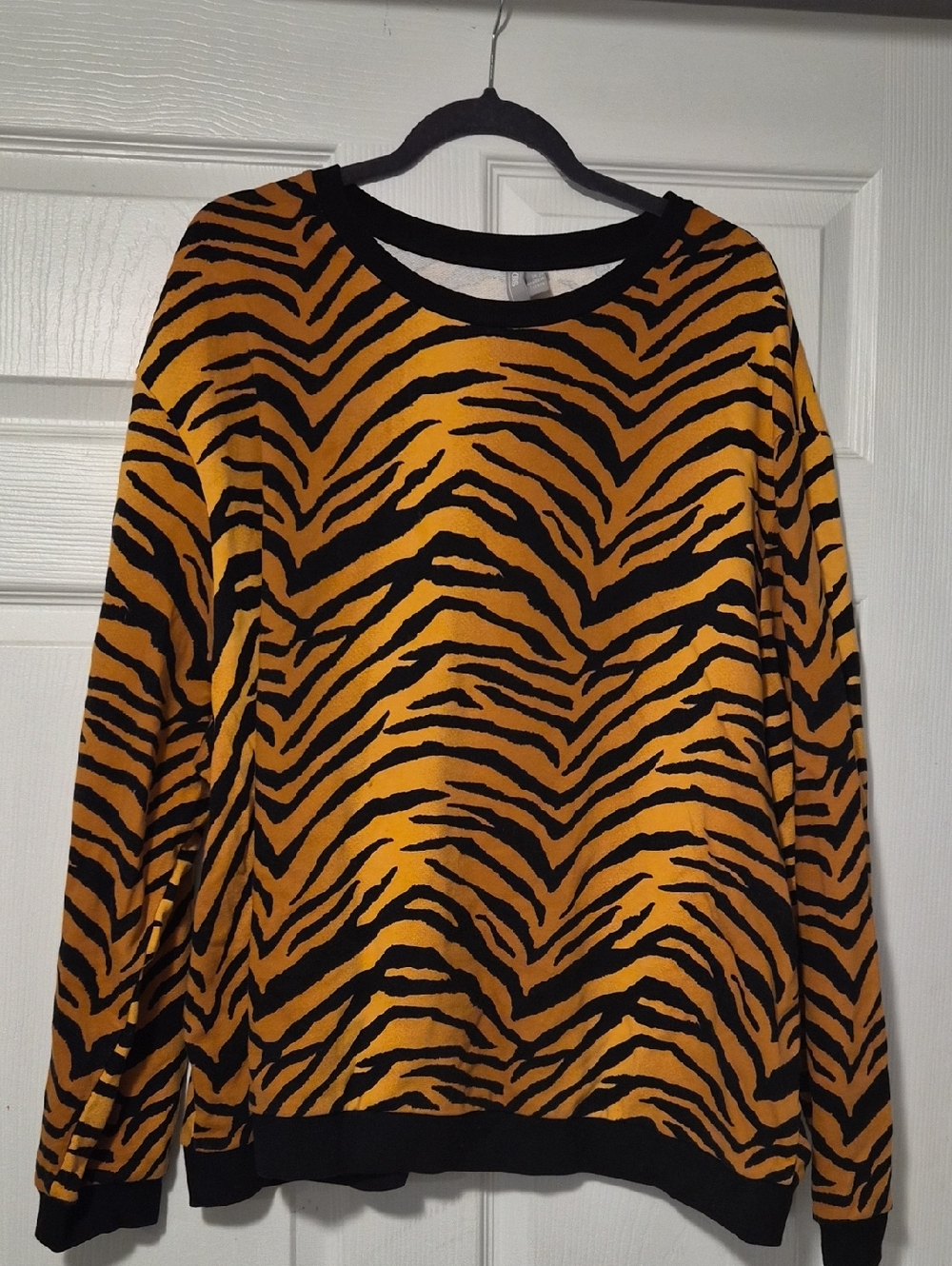 Black & Mustard Tiger Stripe Pullover Sweatshirt